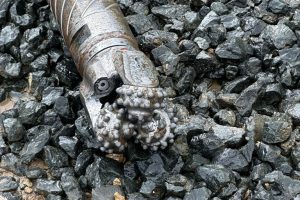 Rizene_protlaky_skalni_2 Rizene_protlaky_skalni_2